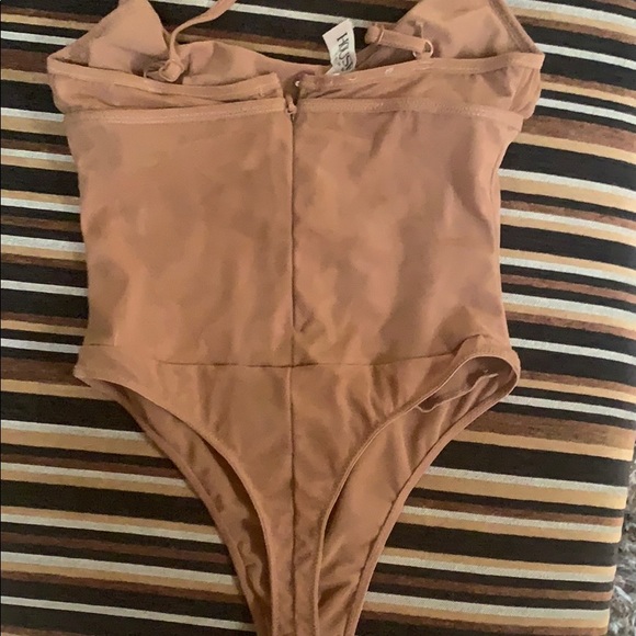 House of CB Posy taupe bodysuit - Picture 11 of 11